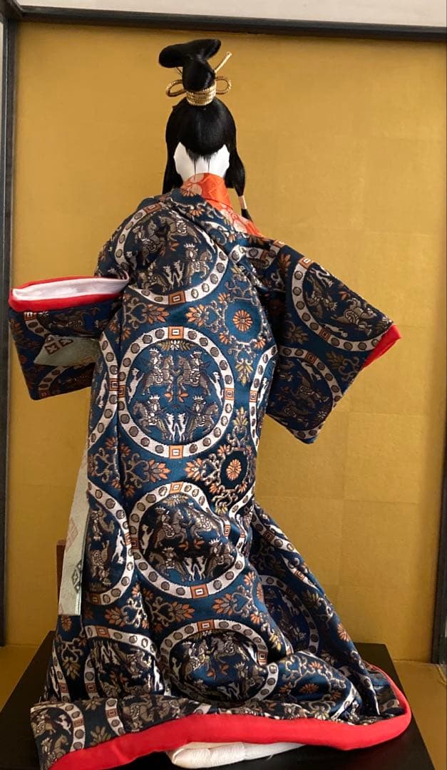 【土日限定値下げ】　ガラスケース付き　日本人形　　　古代風俗人形 インテリア