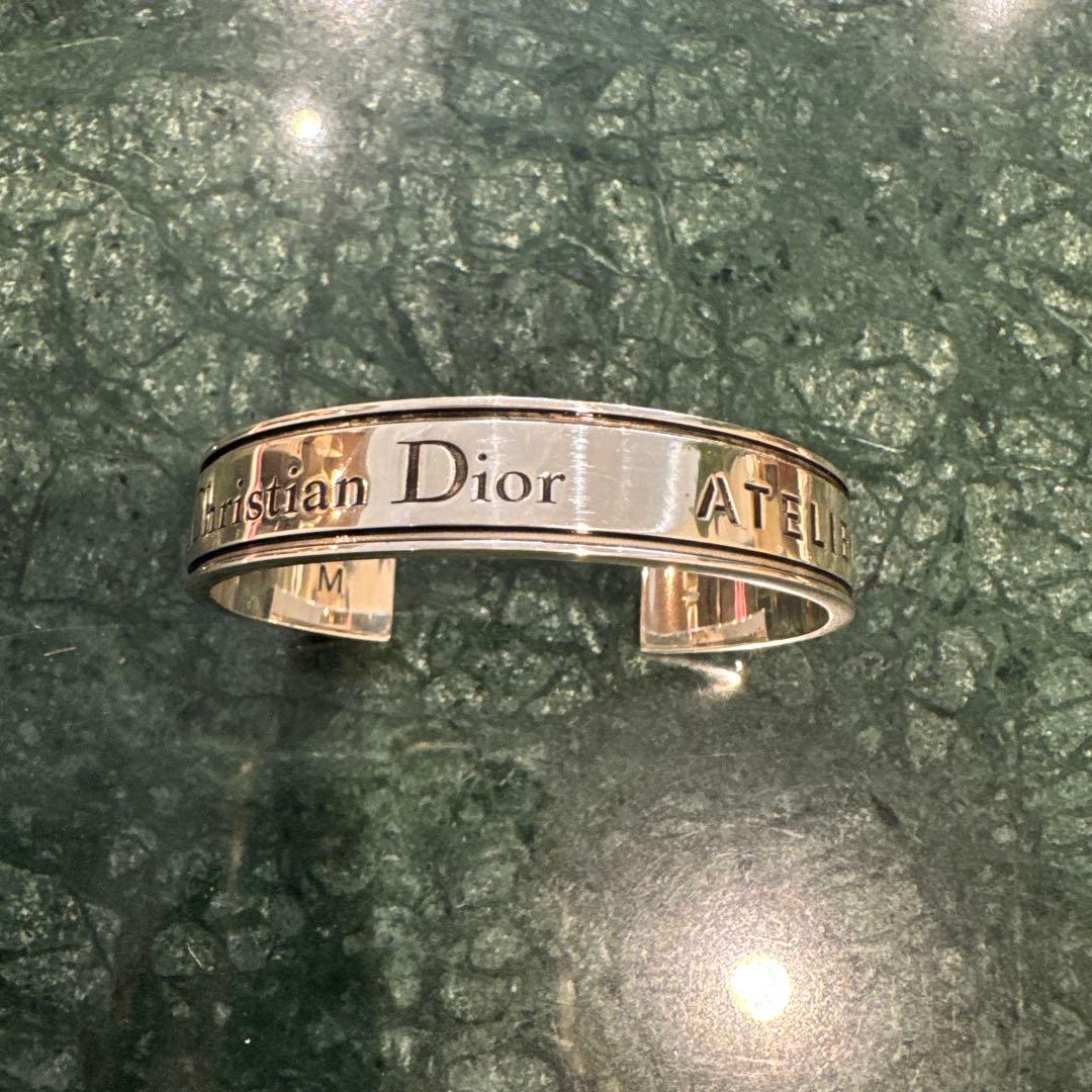 ディオール　アトリエバングル