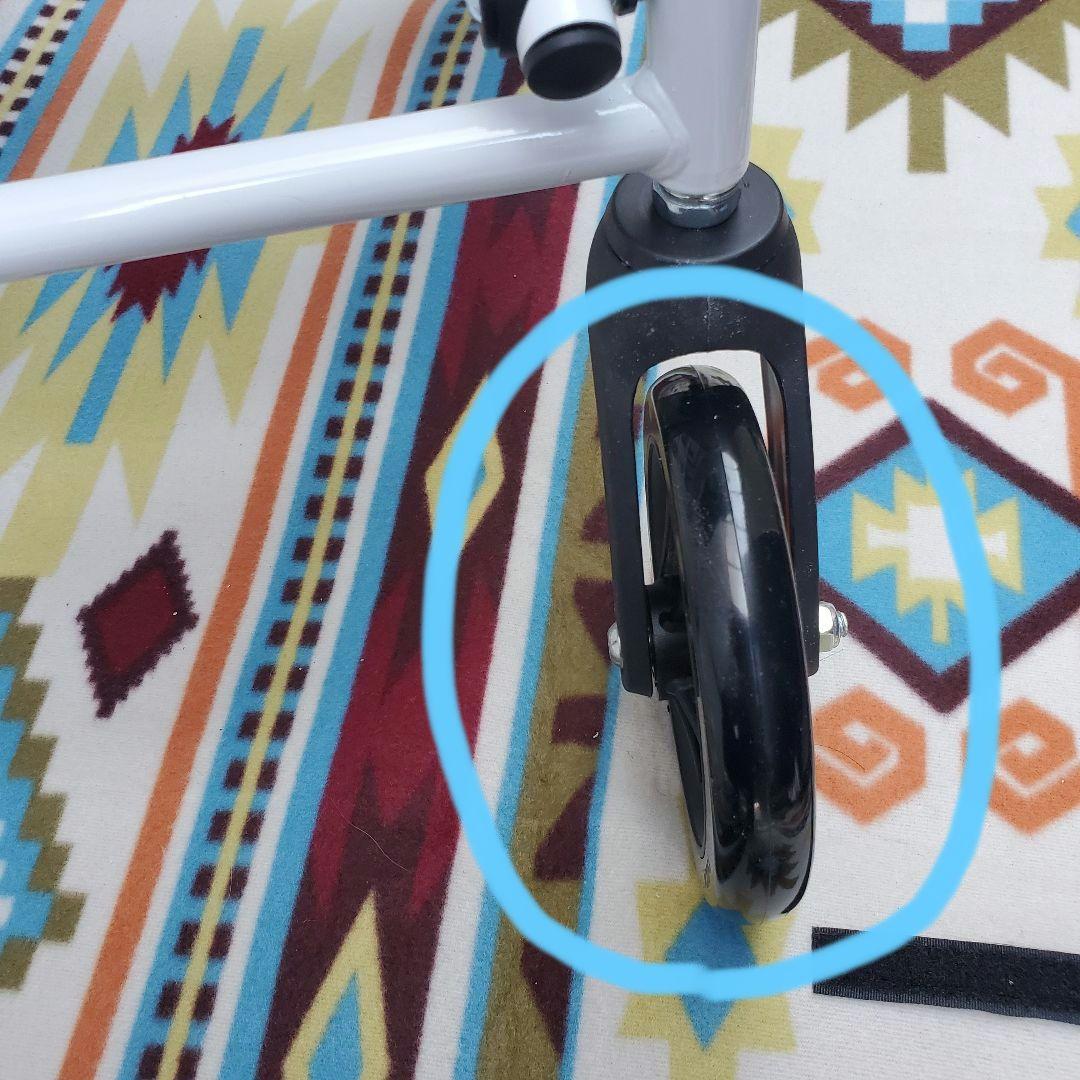 Y037 介助用車椅子 軽量 コンパクト 介助ブレーキ付 ノーパンクタイヤ 介護