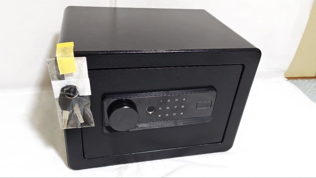 GIRGBE 家庭用金庫