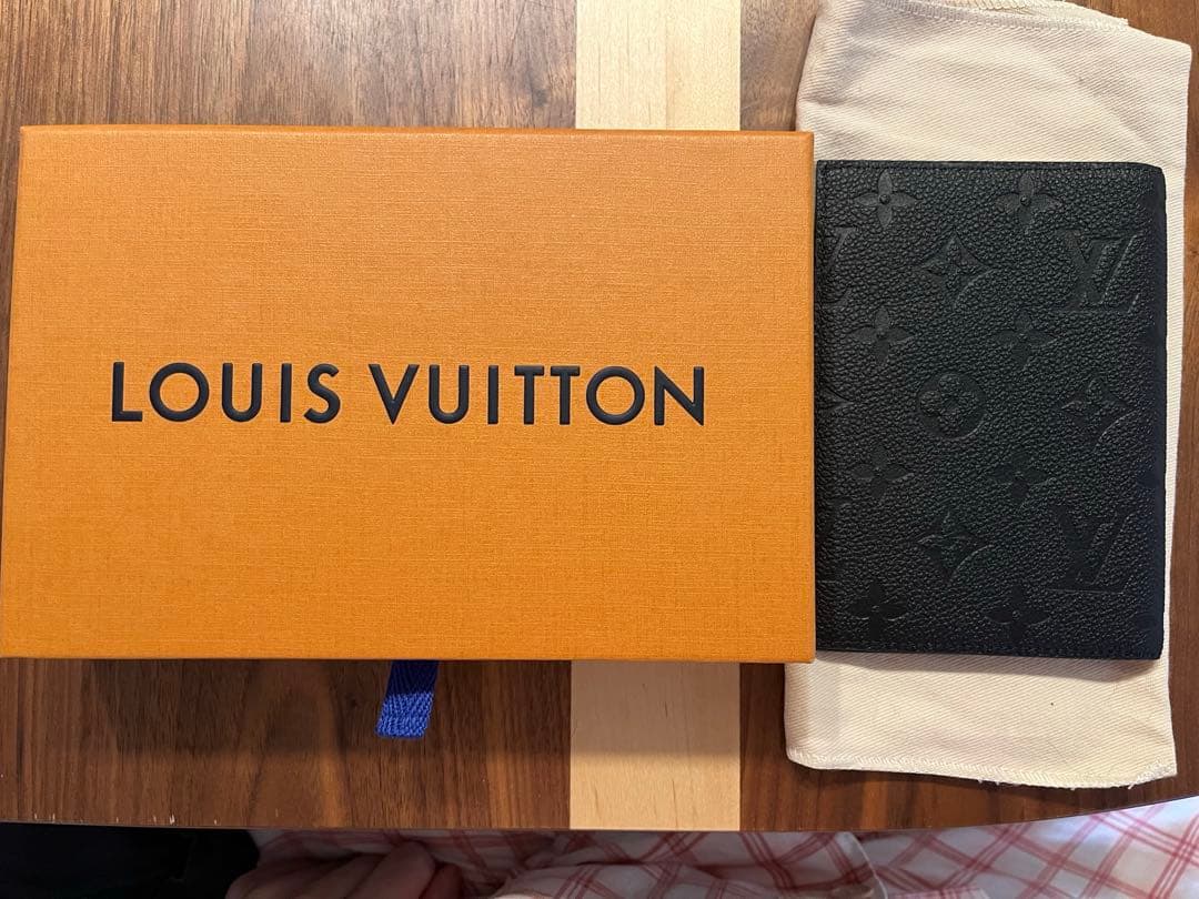 再値下げしました【美品】LOUIS VUITTON パスポートケース