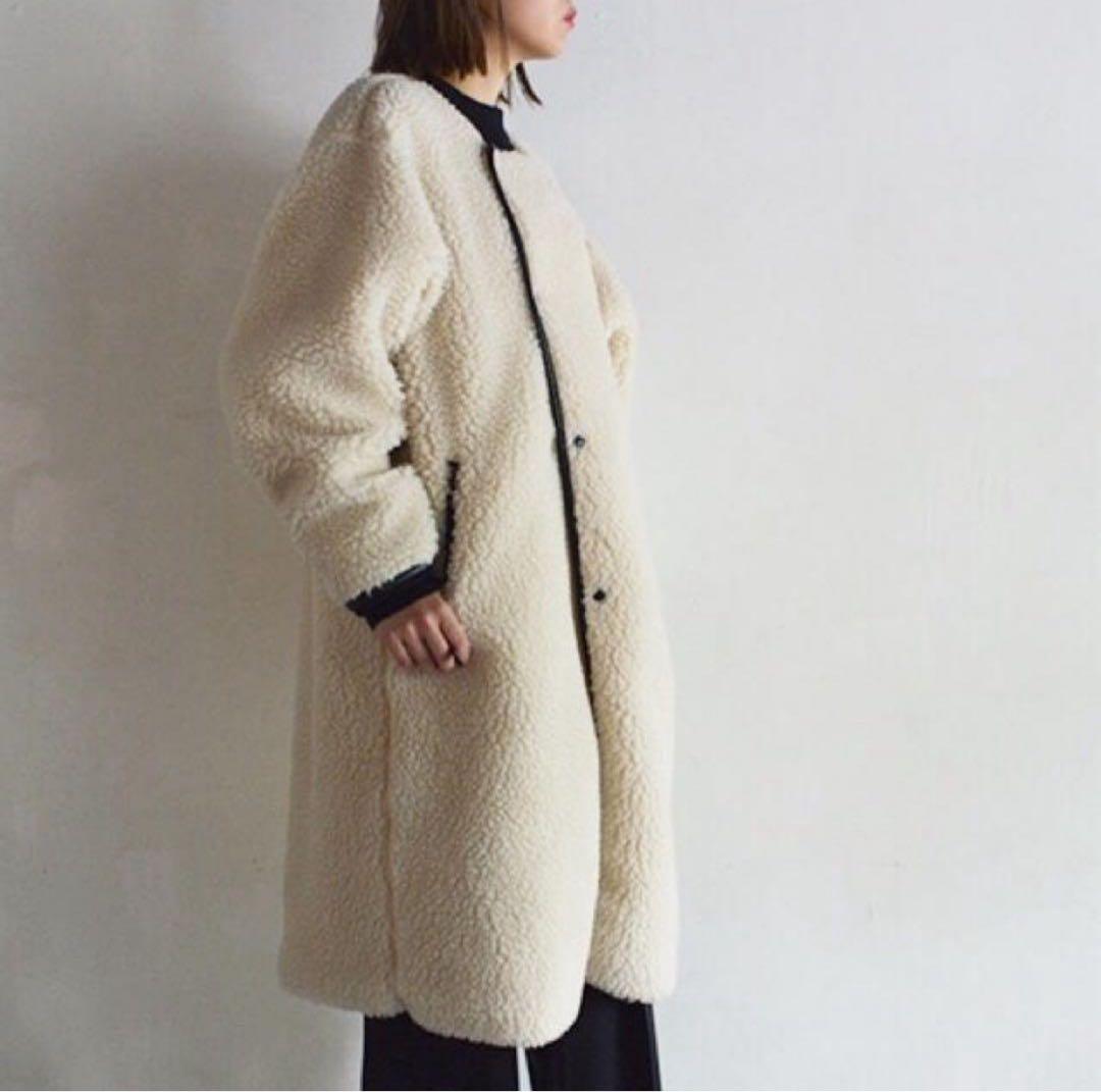 HYKE　ベージュ ボアコート フリース オーバーサイズ フロントボタン付き