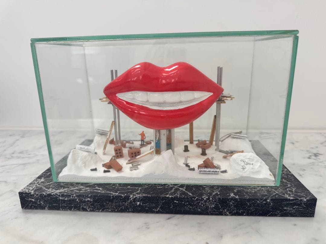 【中古】海外限定 ガラスケース入り立体アート作品