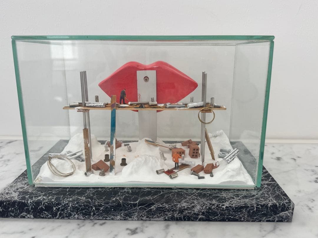 【中古】海外限定 ガラスケース入り立体アート作品