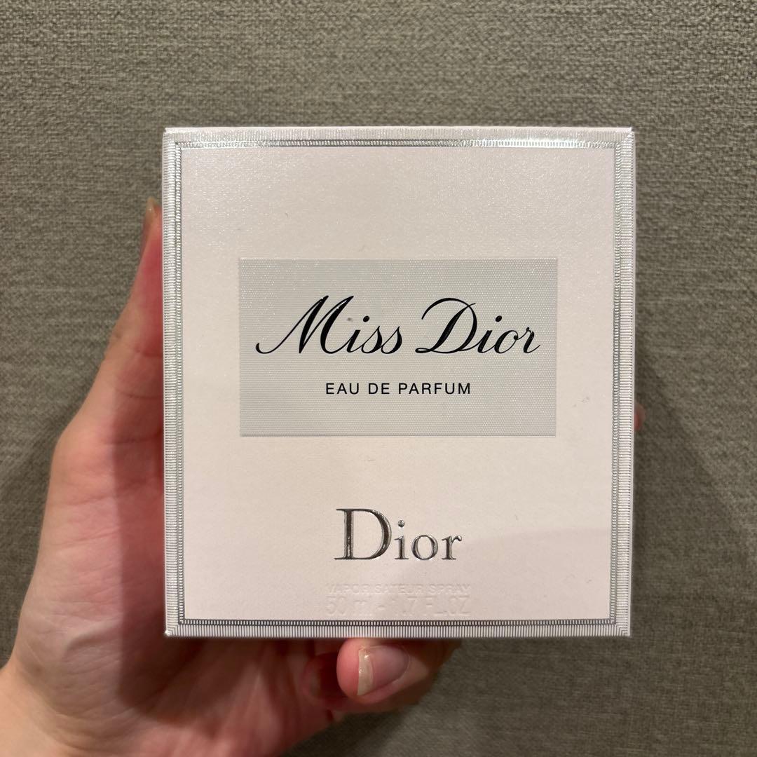 【廃盤品・リニューアル前・新品】ミスディオール オードゥパルファン 50ml