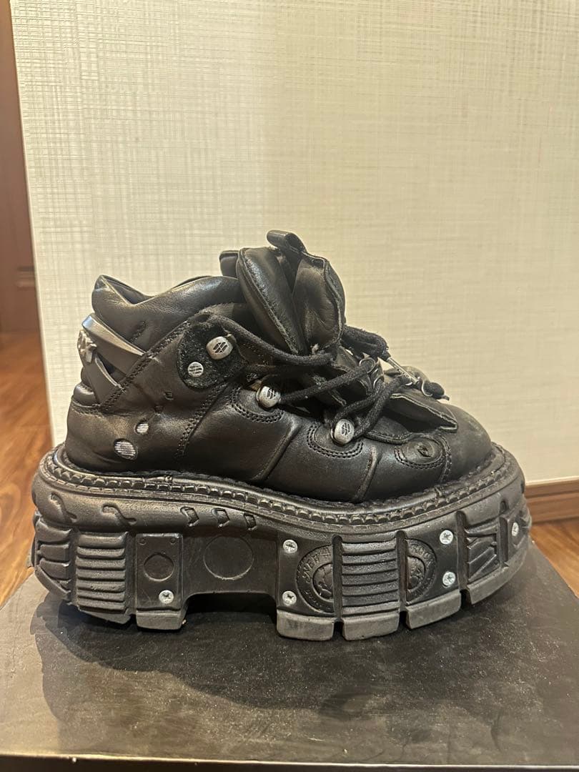 NEW ROCK厚底スニーカー