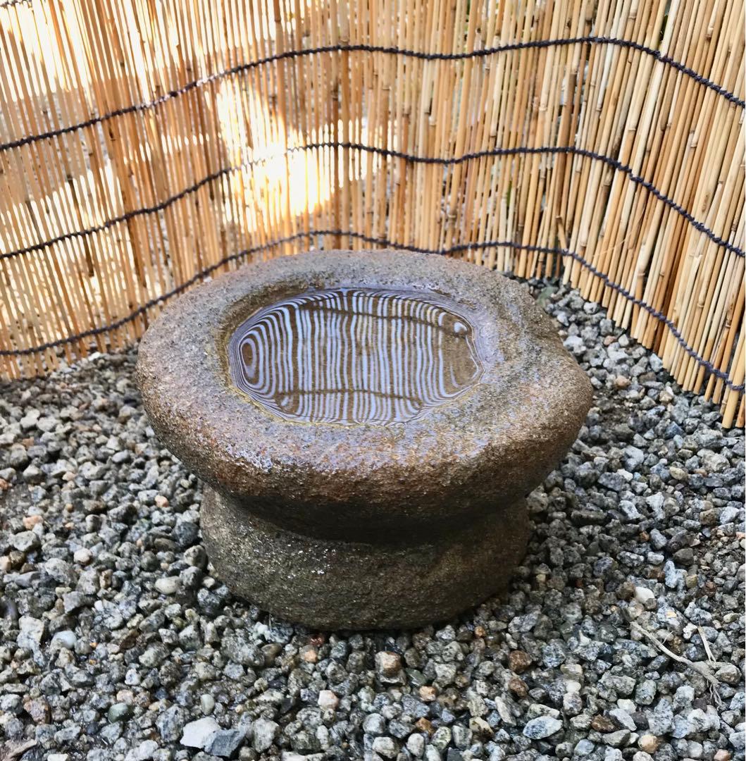 【石鉢・つづみ型水鉢・寄せ植え鉢・蹲】庭石・オブジェ・ガーデニング造園水石飾り石
