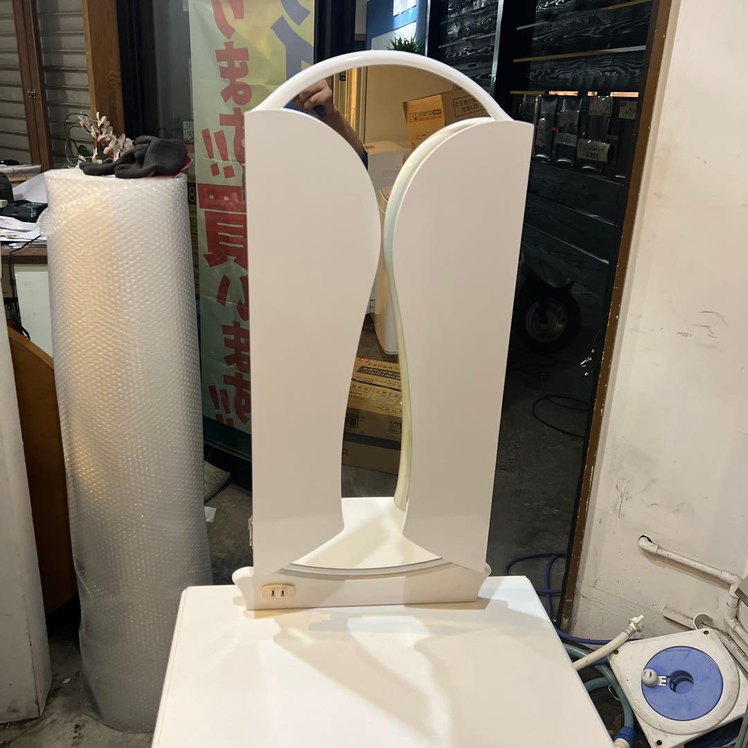 ⭐︎ニトリ⭐︎最終値下げ/三面鏡ドレッサー/オシャレでかわいい/ホワイト/美品