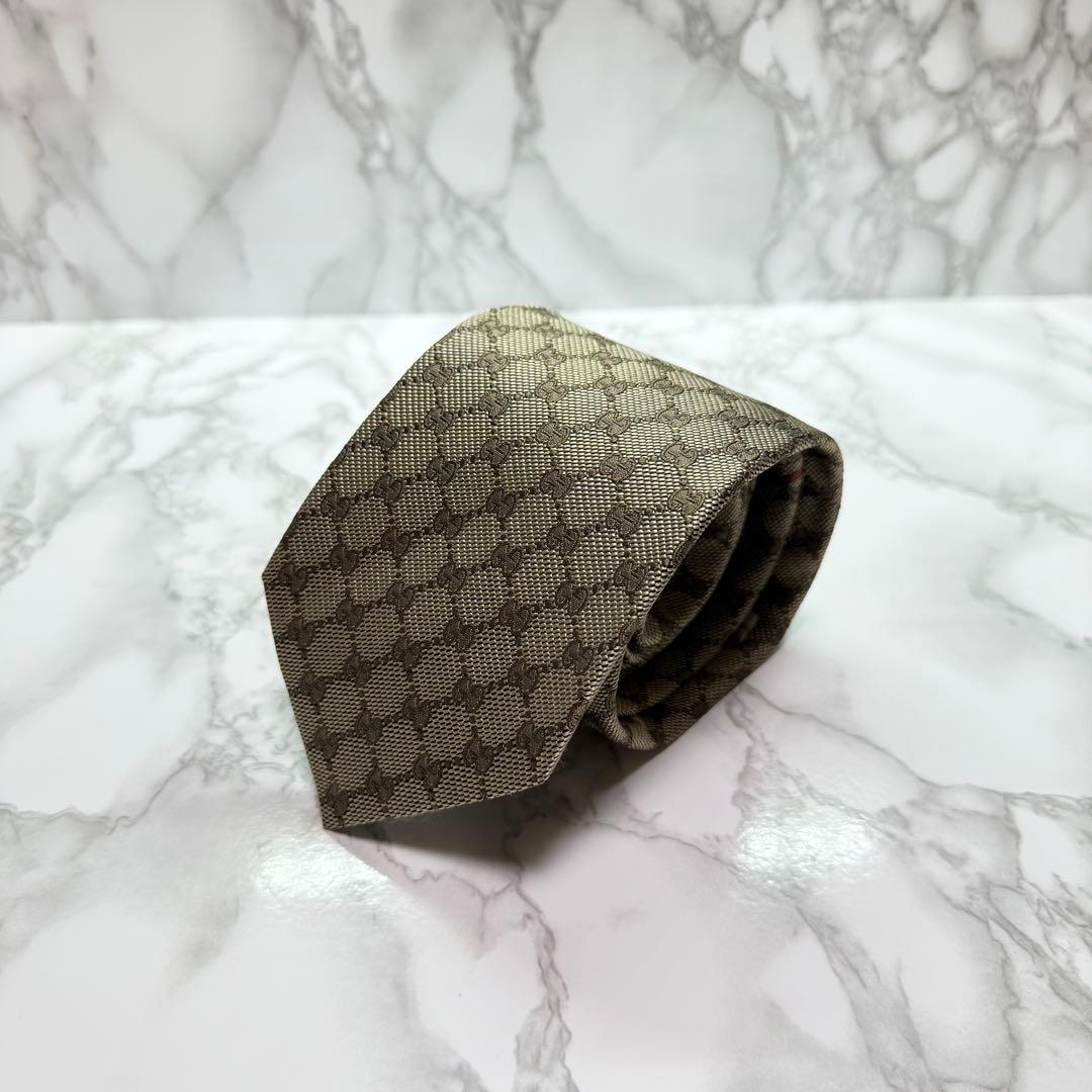 ✨極美品✨ 近年モデル GUCCI ネクタイ シルク GG柄 シェリーライン