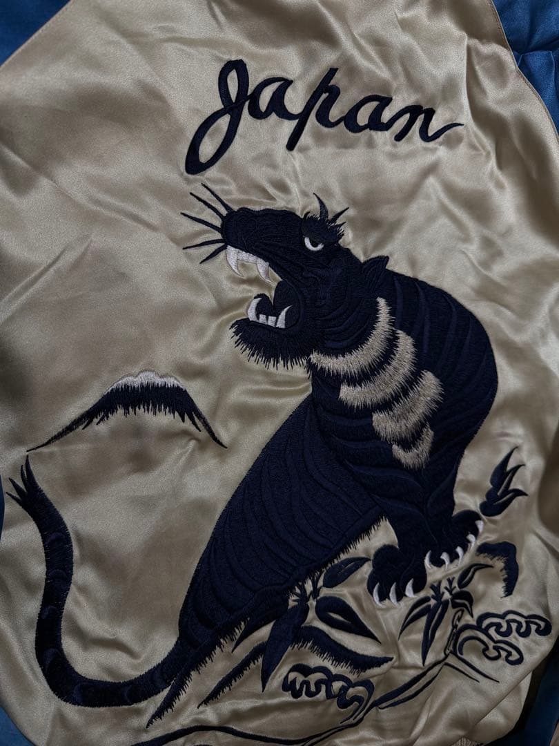 ２面用 テーラー東洋 虎 鷹 日本限定 スカジャン サテン vintage
