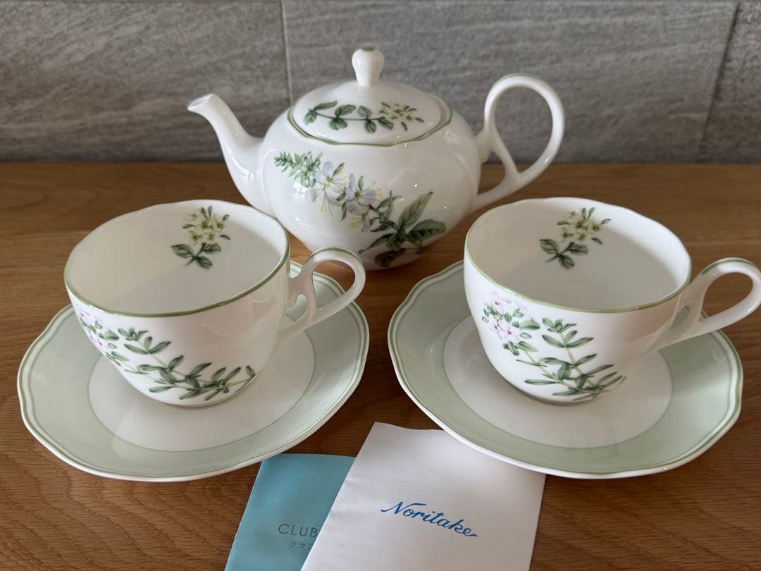 Noritake ティーセット 植物モチーフ