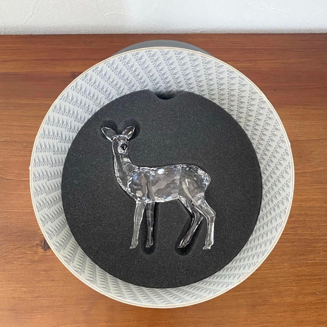 SWAROVSKI スワロフスキー クリスタル 雌ジカ 鹿 置物