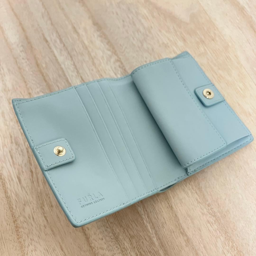 極美品✨FURLA フルラ 二つ折り財布 ミニ財布 ライトブルー 水色 ゴールド