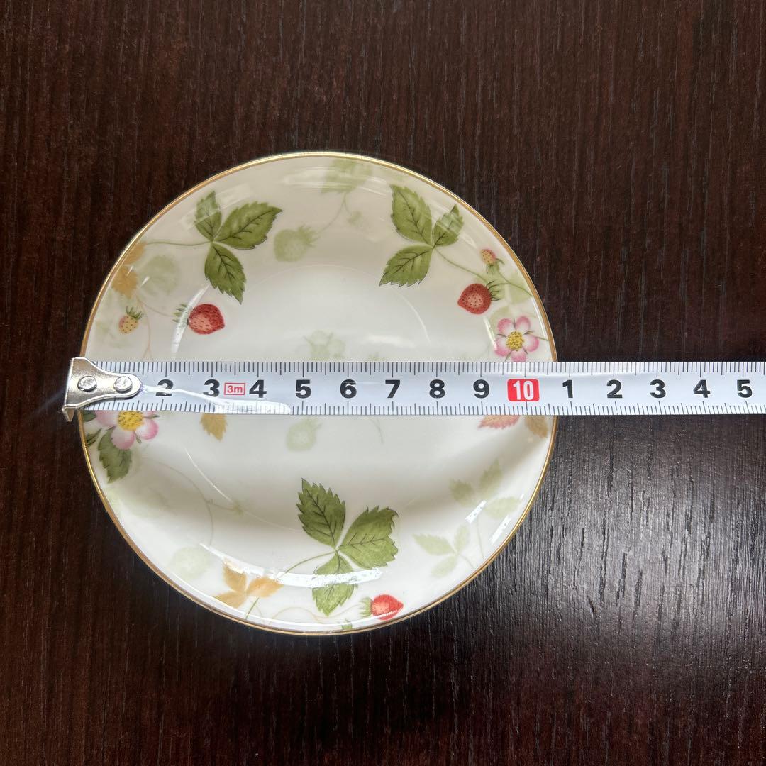 【ウェッジウッド】ワイルドストロベリー　コーヒーカップ＆ソーサー5客＋ミニ皿2枚