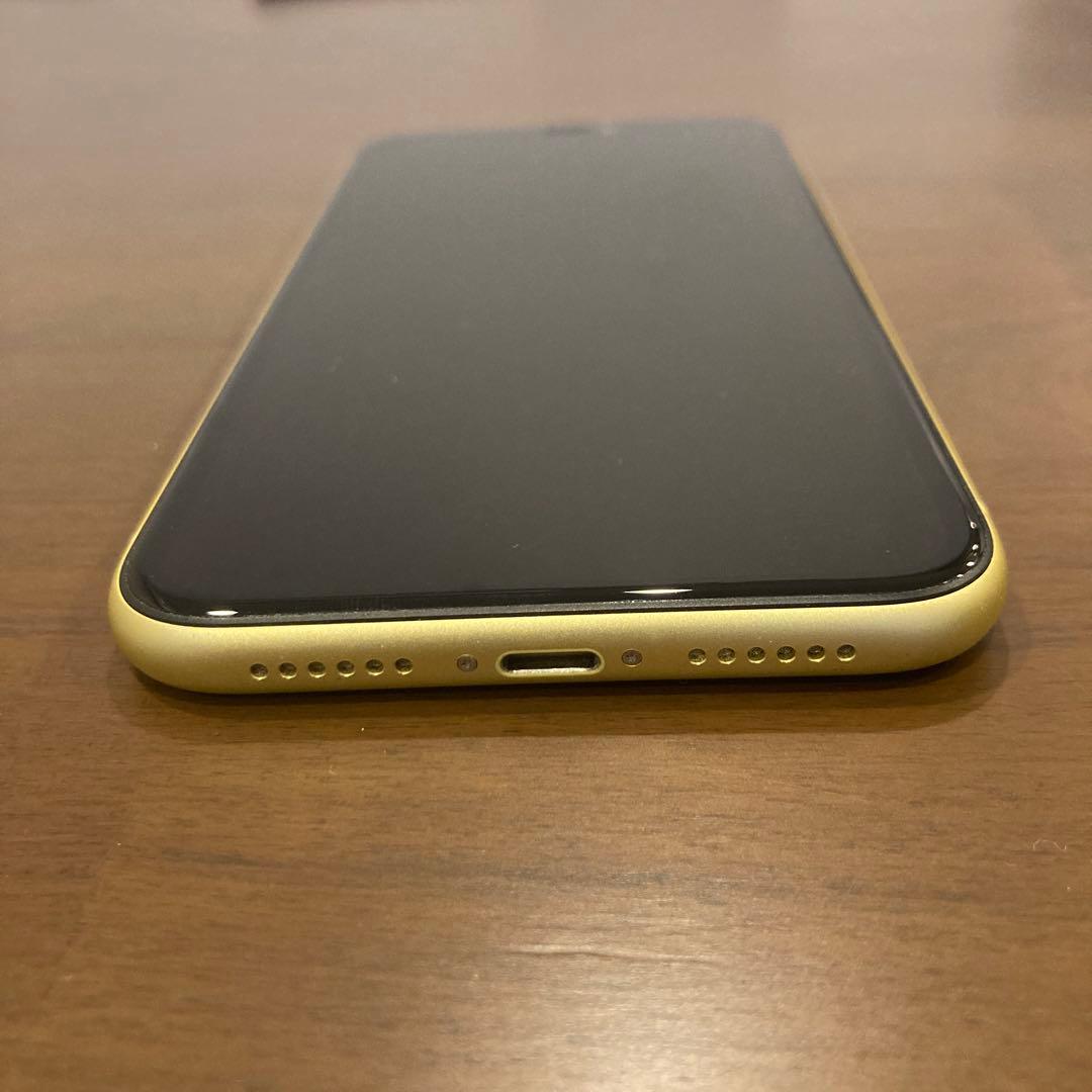 iPhone 11 yellow 128GB MHDL3J/A 箱付き