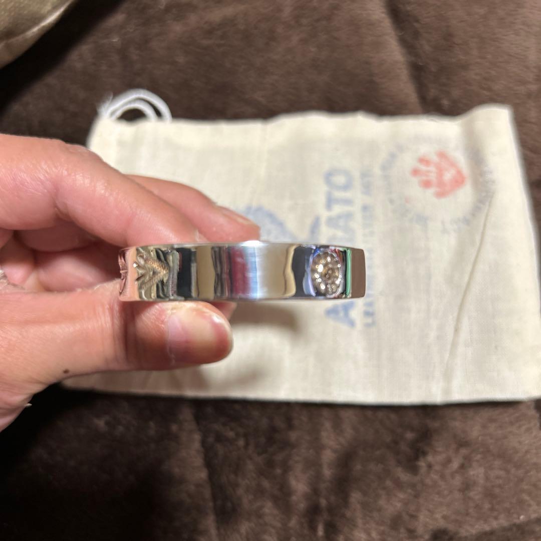 シルバーバングル 太陽と月　シルバー925、ｋ18　手彫り唐草、フェザー　メンズ