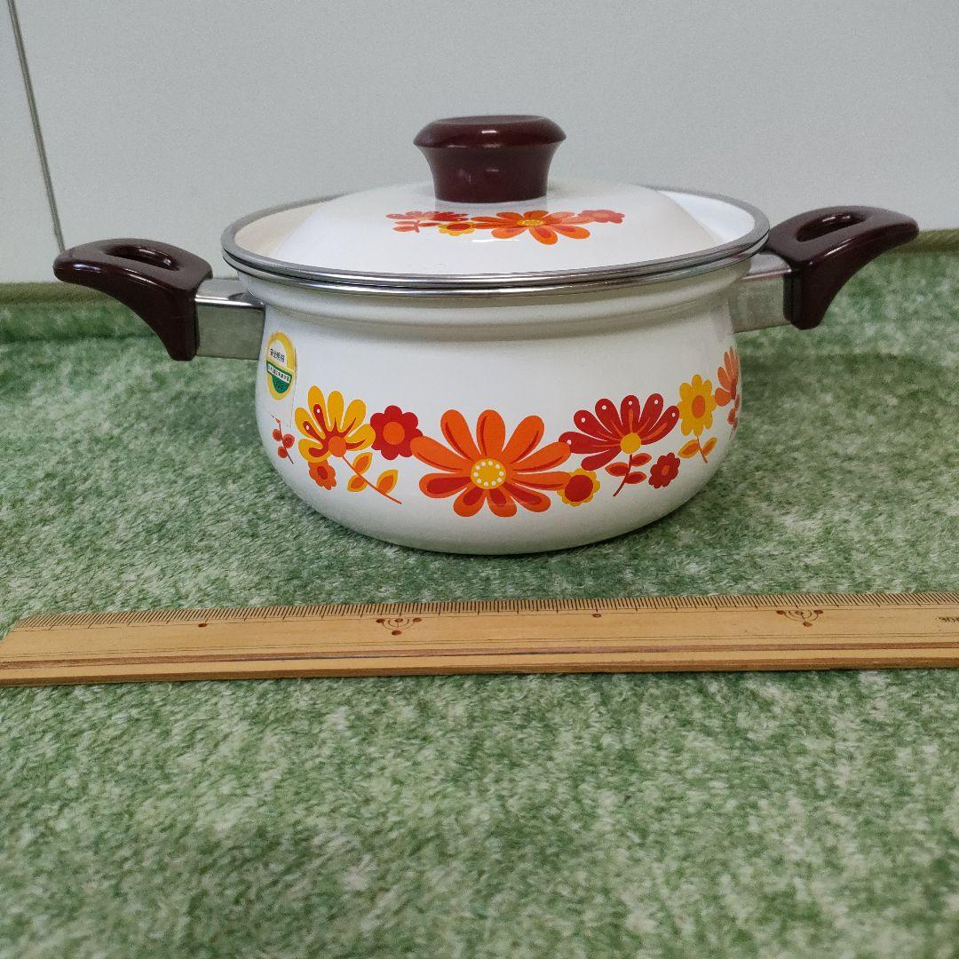昭和レトロポップ　花柄鍋　ホーローピクニックバスケット　カゴ　まとめてセット