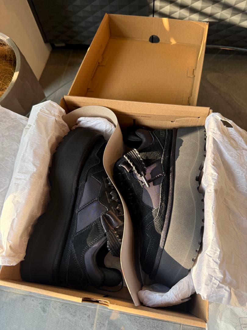 UGG アグ W ASTROMEL アストロメル スニーカー