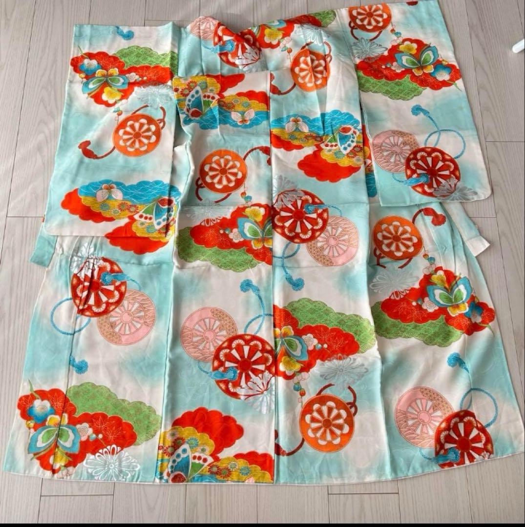 子供　セミアンティーク着物　七五三　水色　蝶々　7歳