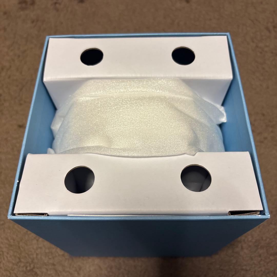 ウェッジウッド クリスマス ホリデイ スノーグローブ（スノードーム） 2024