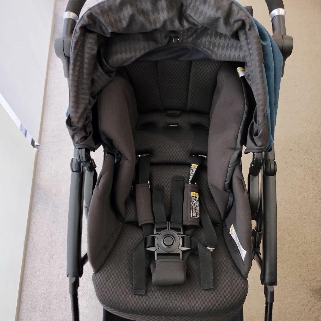 コンビ　ベビーカー　ネイビー　type-C エッグショック