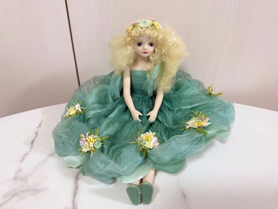 若月まり子作　ドール