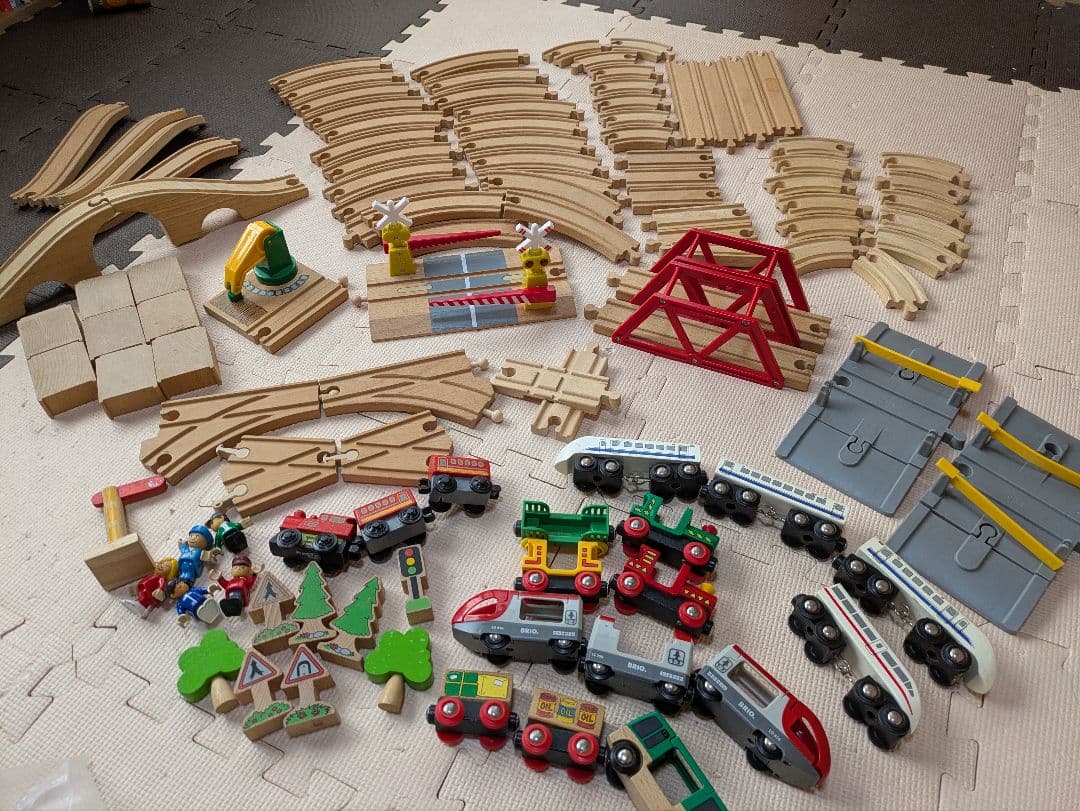 ブリオ 木製レール 汽車と電車のセット 大量 Brio マキシム踏切