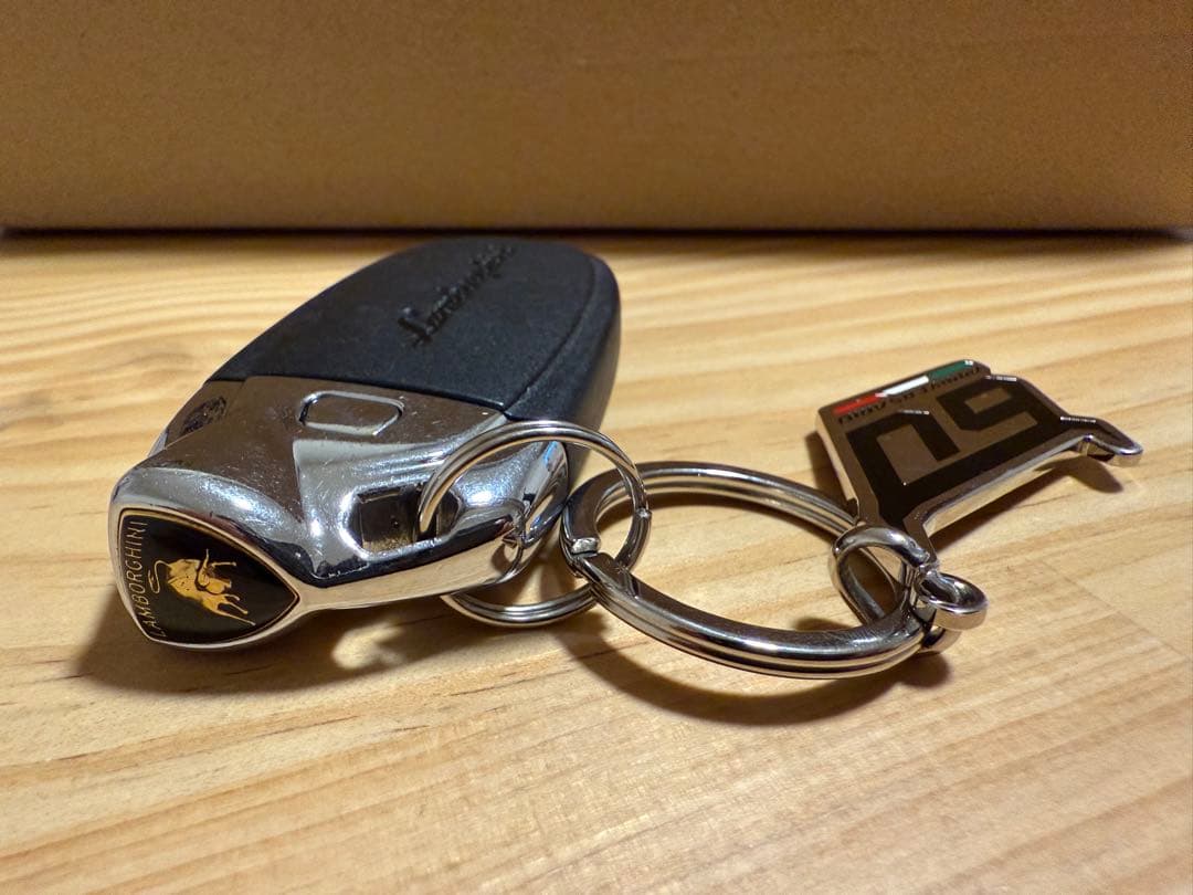 ランボルギーニ 純正スマートキー