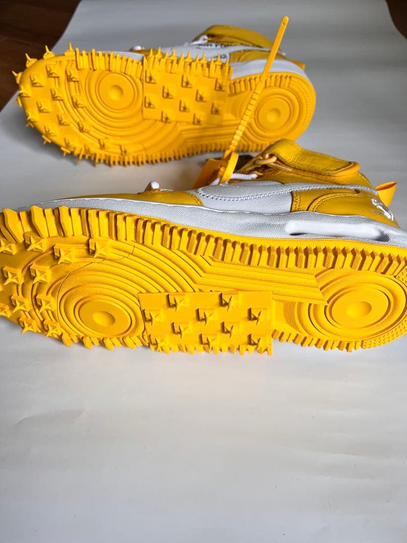 靴 Nike Air Force 1 Mid SP LTHR Off-White