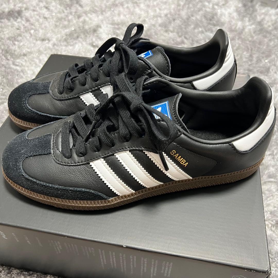 adidas SAMBA サンバ スニーカー 黒 ブラック 24 美品