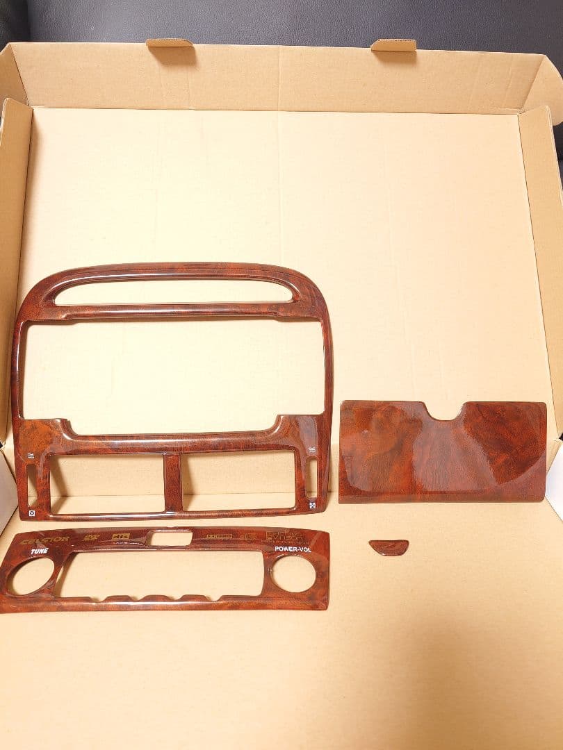 セルシオ３０後期　BRAGA製　木目調パネル