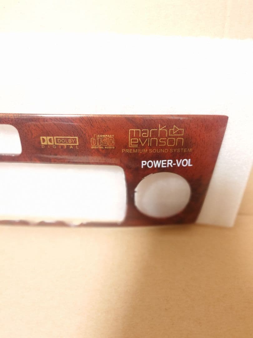 セルシオ３０後期　BRAGA製　木目調パネル