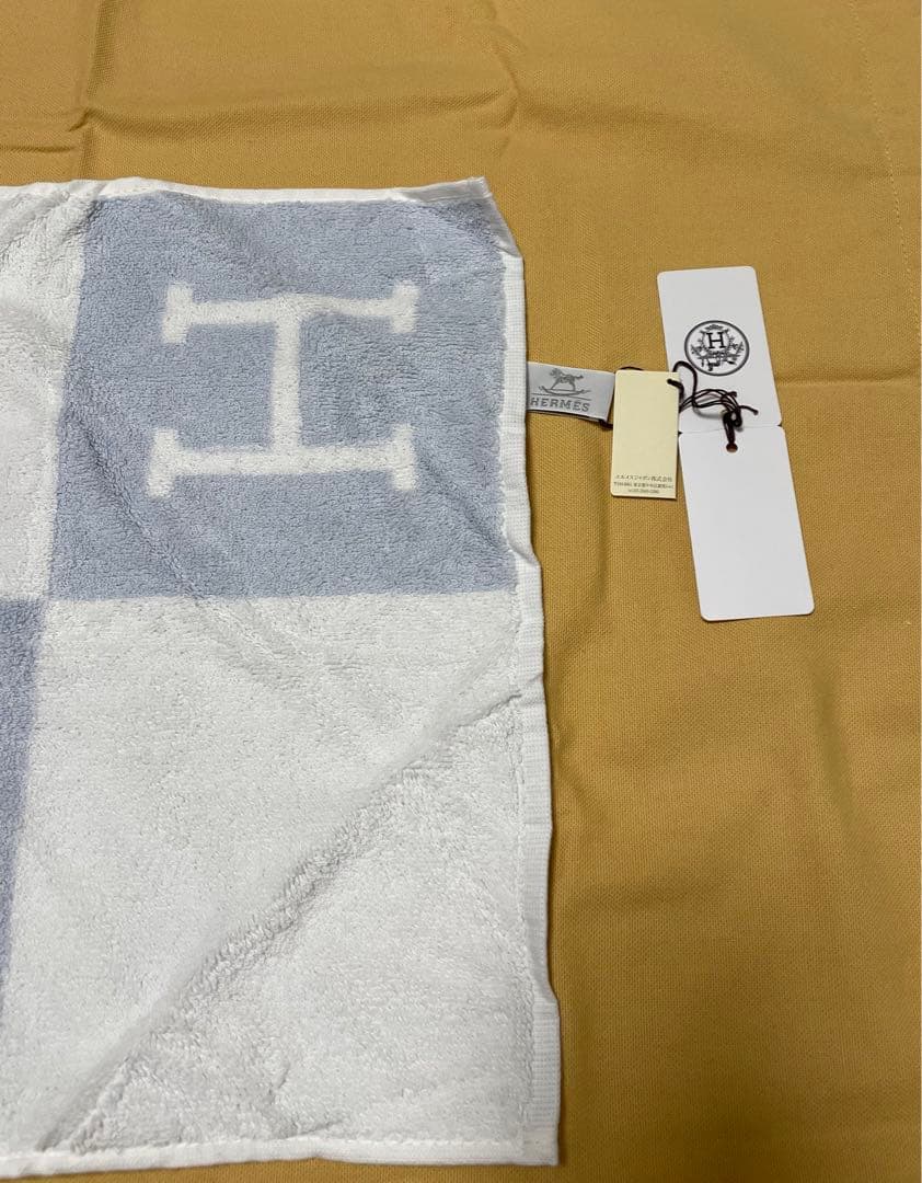 【新品未使用】HERMES エルメスハンドタオル