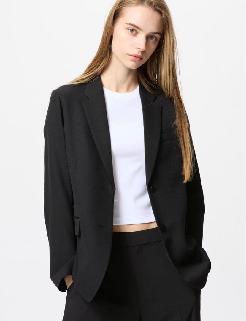 ユニクロ 感動ジャケット 感動ワイドパンツ セットアップ