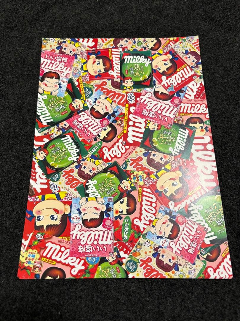 レトロ　パロディ系　デザインペーパー