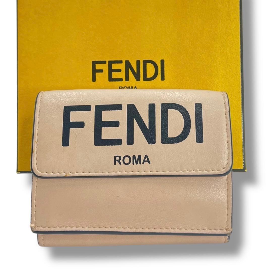 美品 FENDI フェンディ レザー 折財布 財布 コンパクト ウォレット 人気