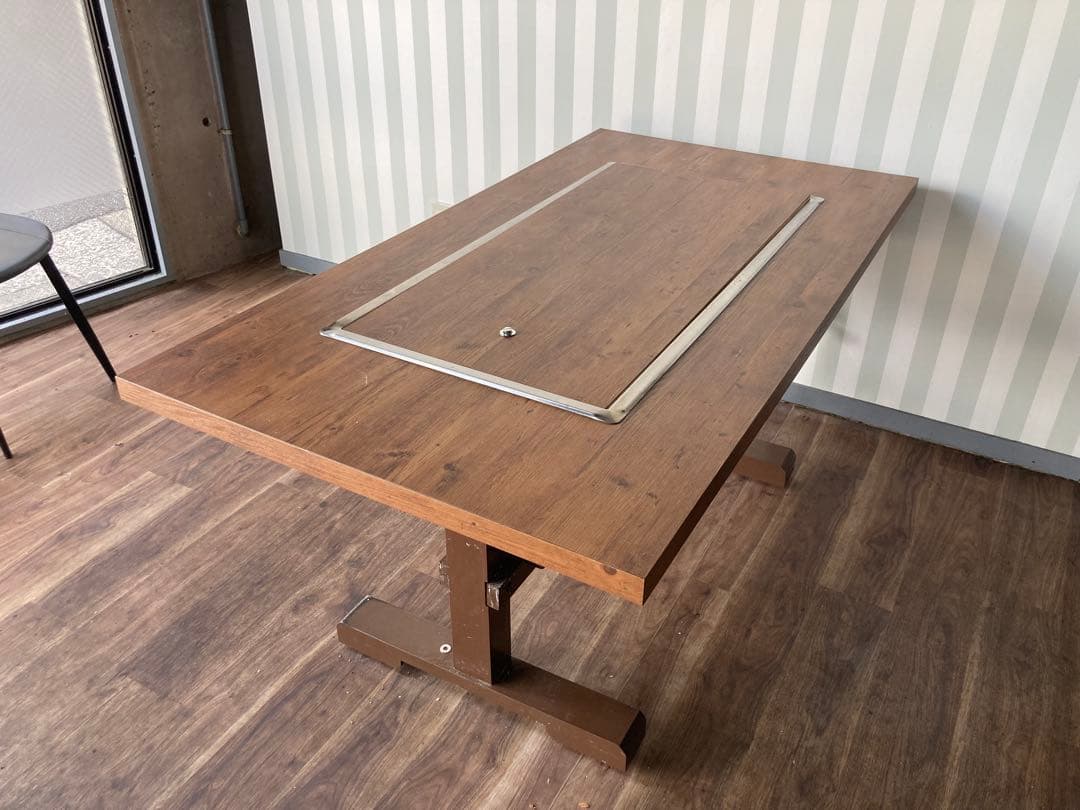 【直接受け渡し】鉄板テーブル