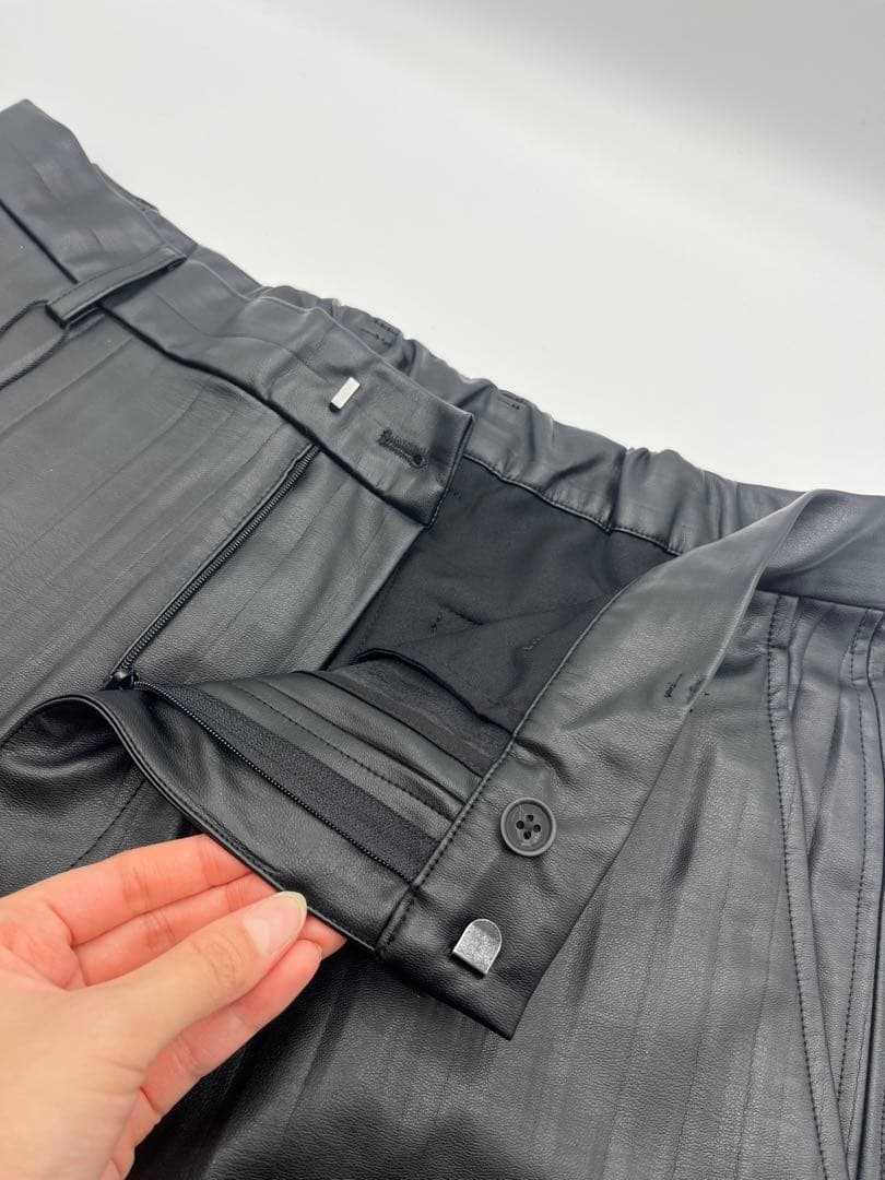 ⭐️最終お値下げ⭐️ ZARA プリーツフェイクレザージャケット&パンツ セット