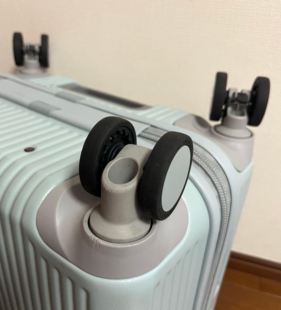 innovator イノベーター スーツケース 33L ペールブルー