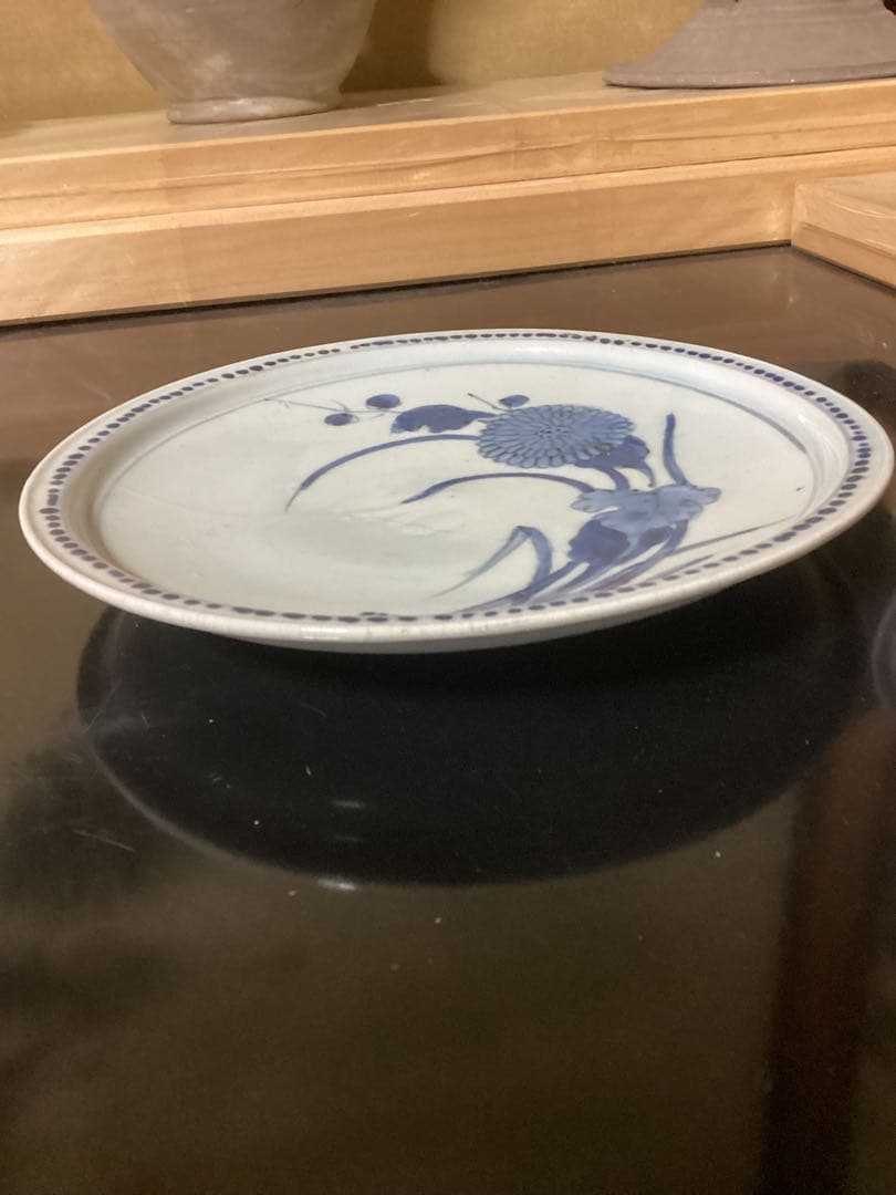 骨董古美術　初期伊万里　江戸期染付花文皿　幅約20.5cm