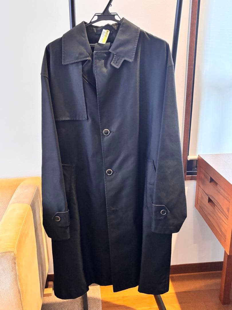 美品　ヘルノ　HERNOメンズ　トレンチコート　近年モデル　クリーニング済み