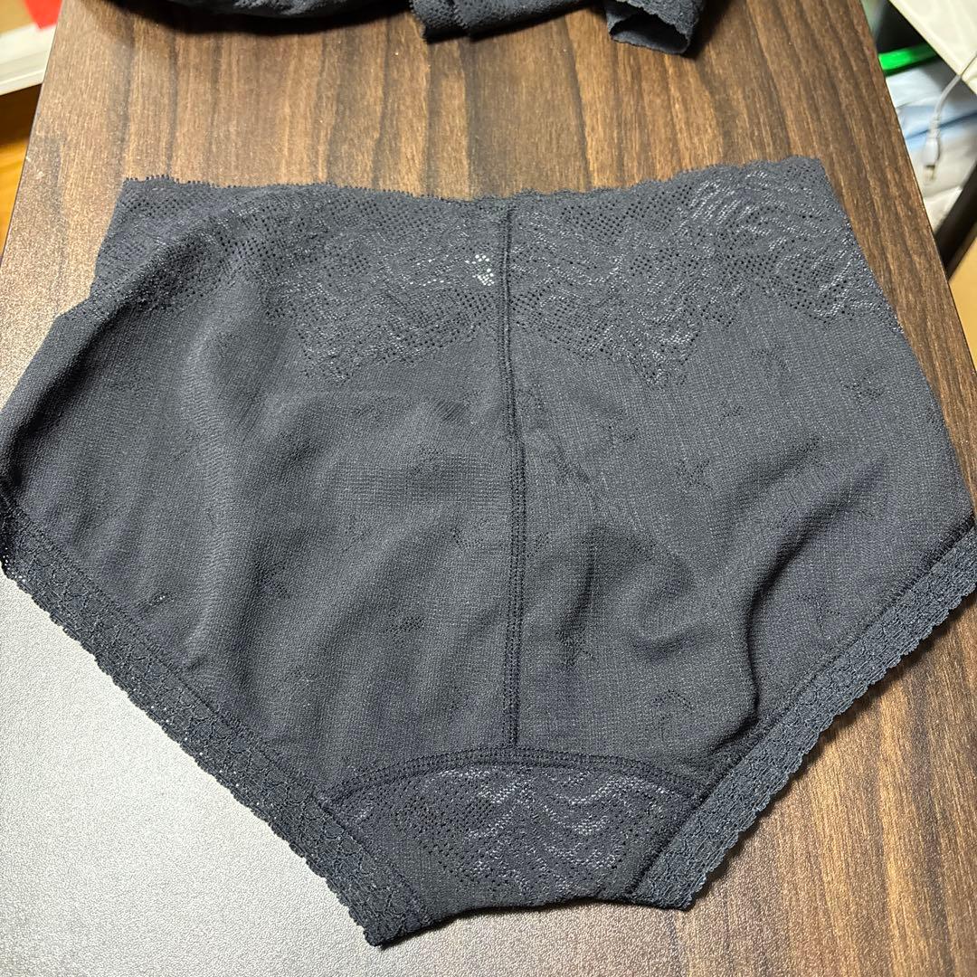 MARUKO カーヴィシャス　ショーツ 黒　4枚　Mサイズ