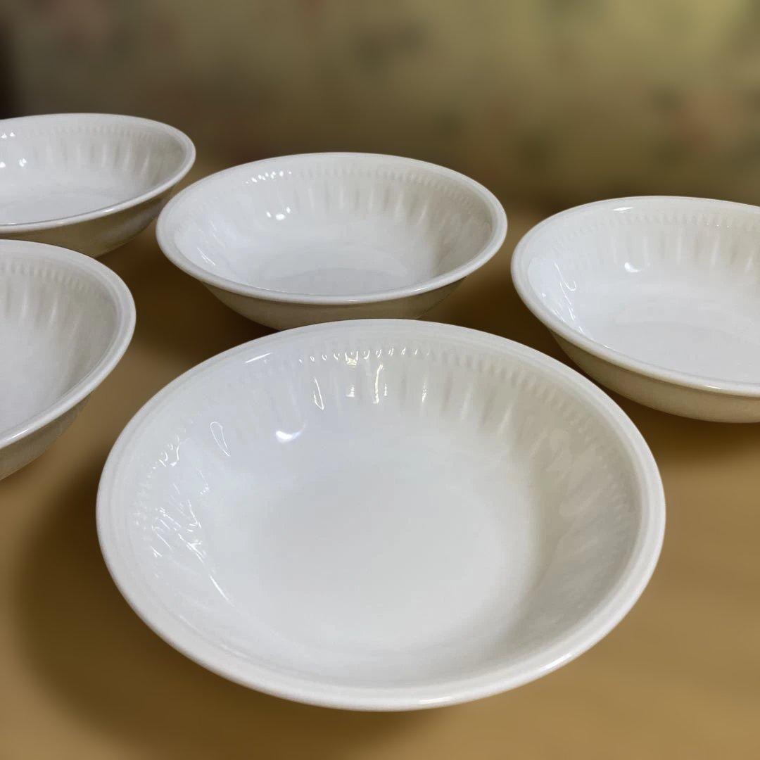 ウェッジウッド　コロシアム　サラダソーサー　ボウル　シリアル　フルーツ　深皿