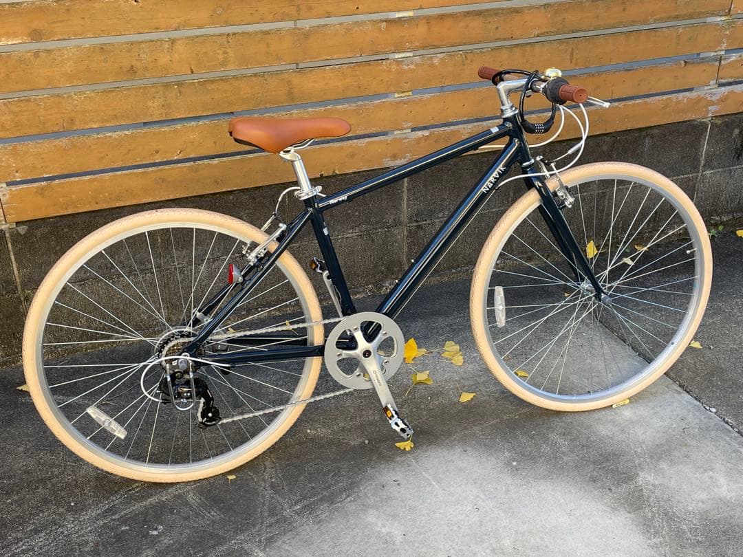 *=͟͟͞͞(˙ᗜ˙ )サッと乗られる！ ノルウェー クロスバイク