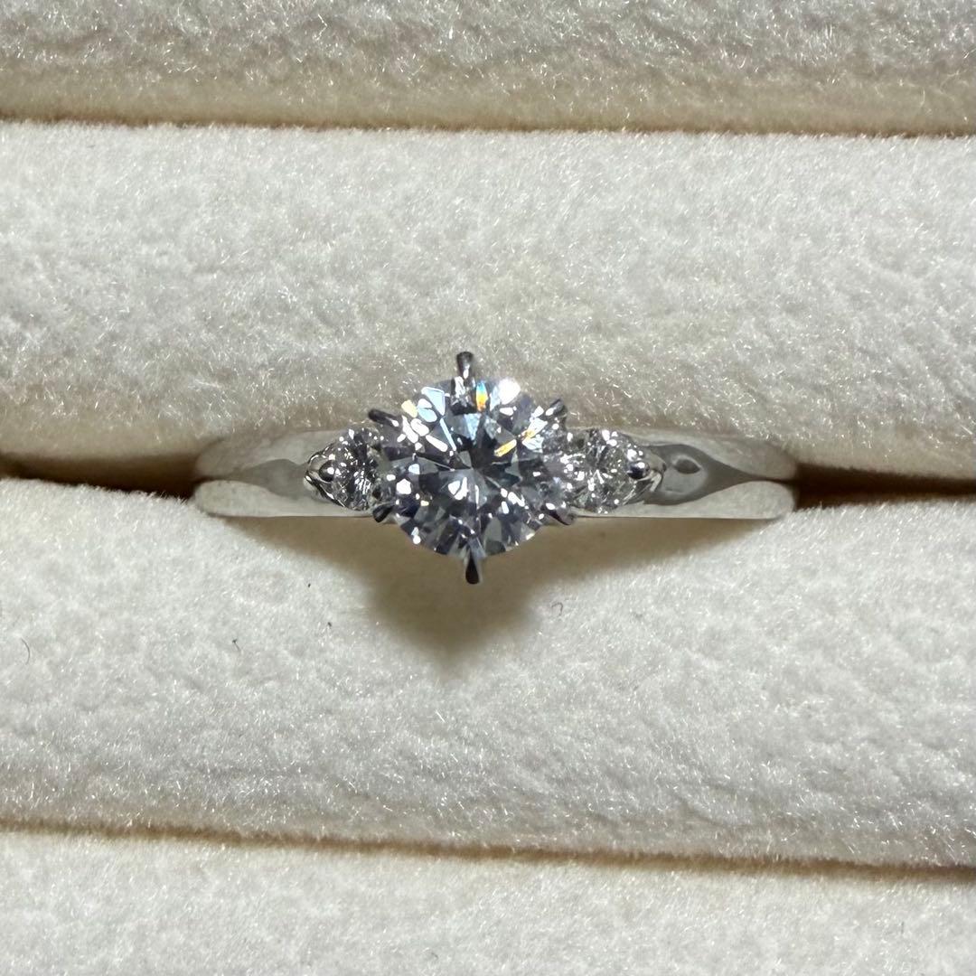 ダイヤ　指輪　Pt900