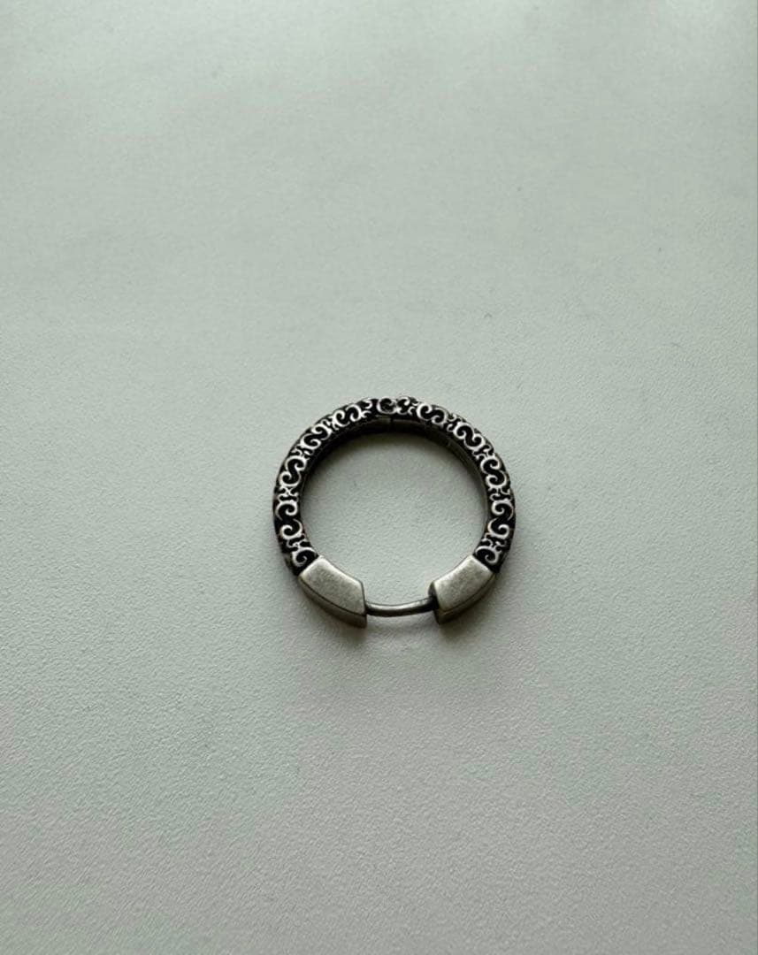 【メゾンマルジェラ】フープピアス　片耳