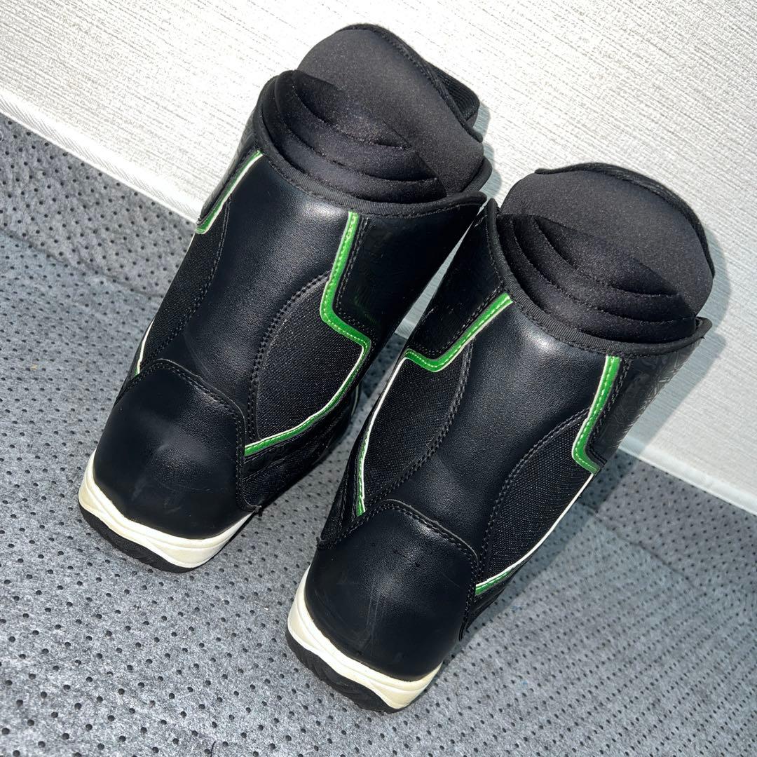 7-8回使用 メンズ 26cm BUZRUN BOAダイヤル スノーボードブーツ