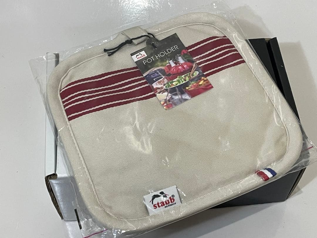 ストウブ　ココット 14cm チェリー　鍋敷きセット