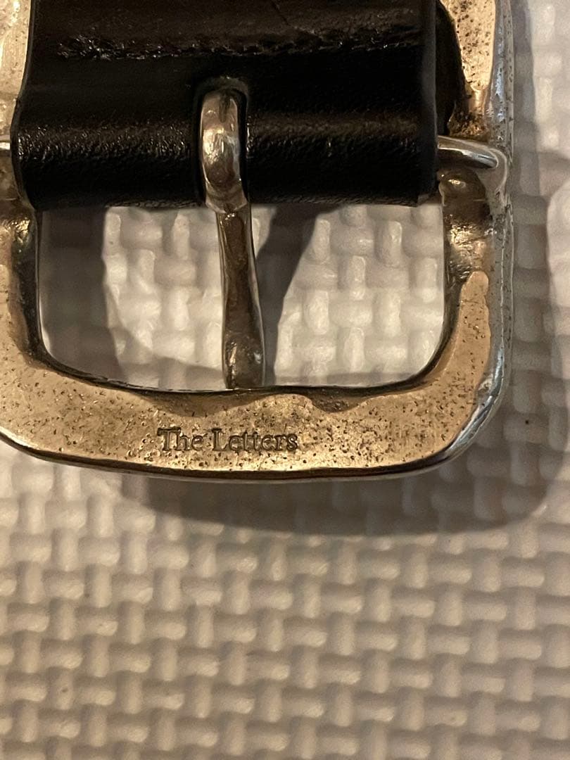 あ*引様 The Letters HAMMERED BUCKLE BELT