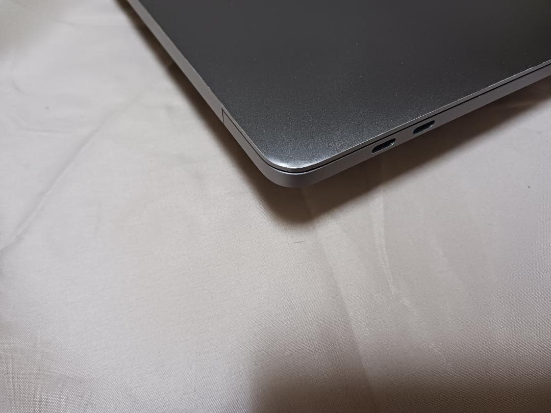 QC1.4G/8GB/128GB仕様　MacBook Pro 13 A2159